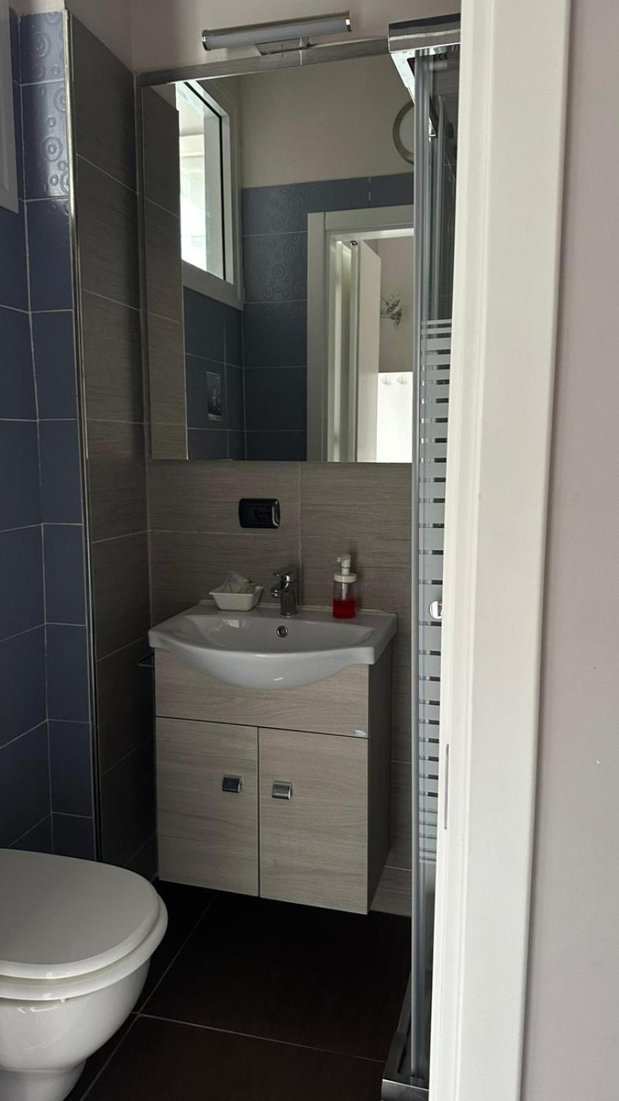 Le Suites Maor Gaeta Rum bild
