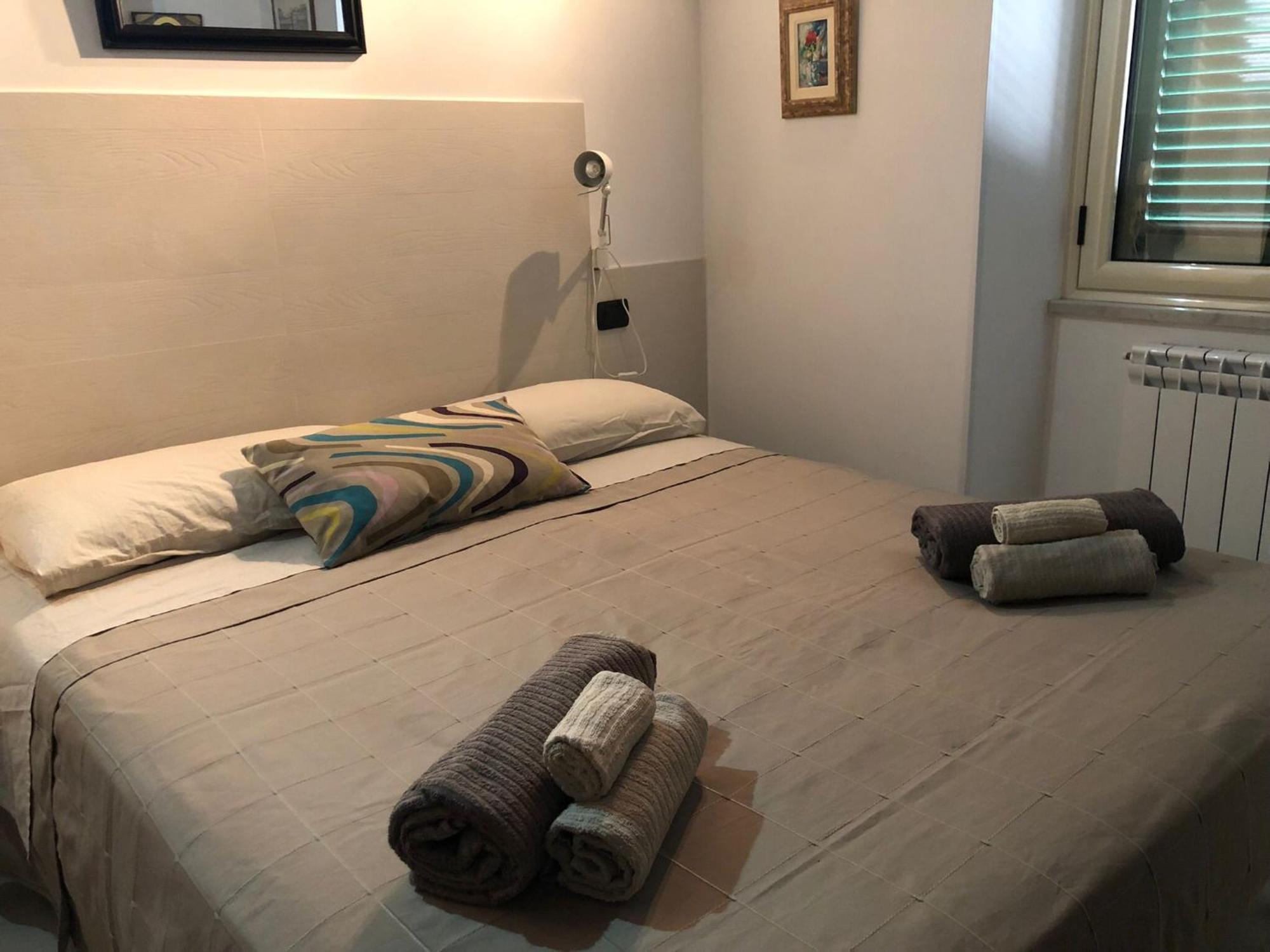 Le Suites Maor Gaeta Rum bild