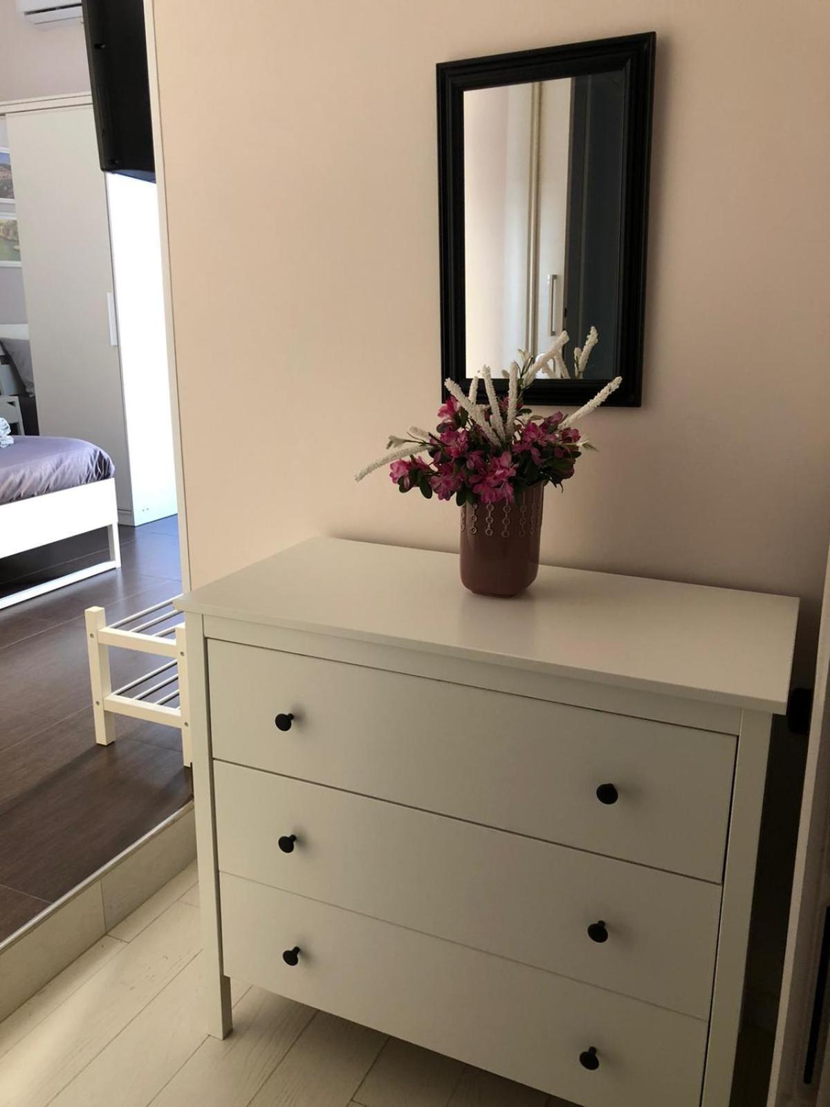 Le Suites Maor Gaeta Rum bild