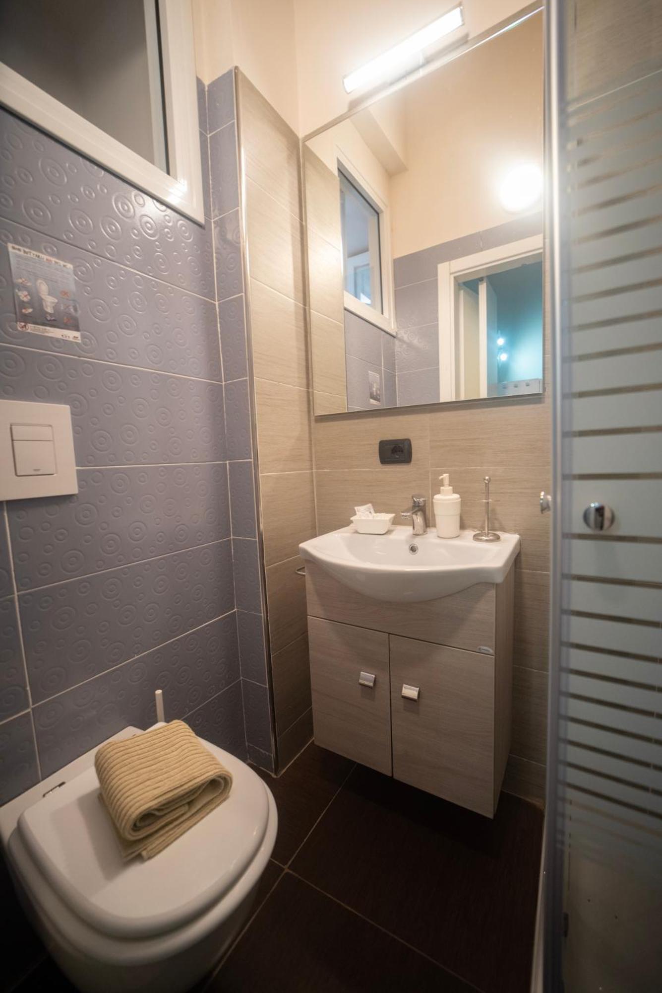 Le Suites Maor Gaeta Exteriör bild
